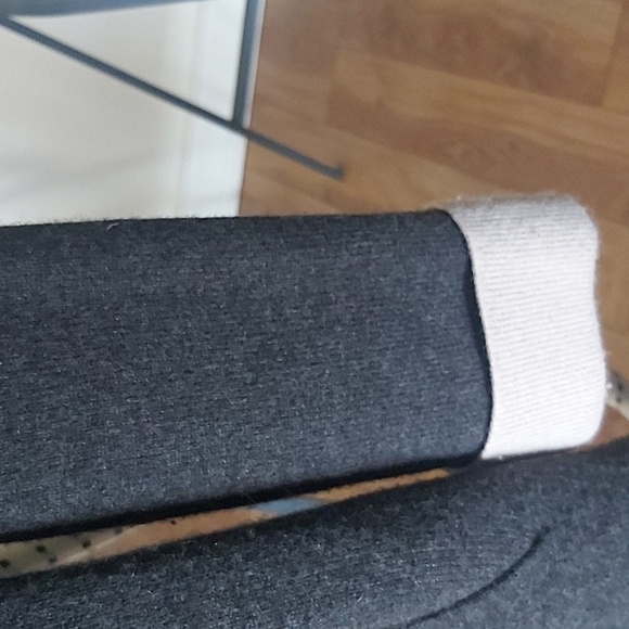 Tahari Sweater Coat, size S Grey and Pink - Picture 3 of 4